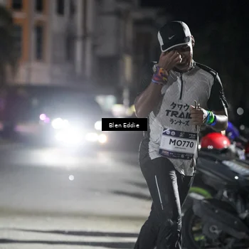 Runner Photo 7733648