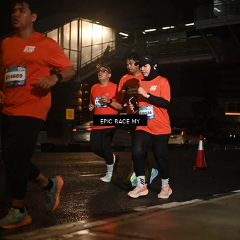 Runner Photo 7733654