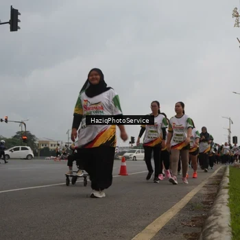 Runner Photo 7733667