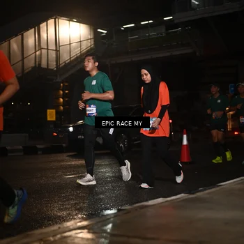 Runner Photo 7733687