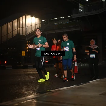 Runner Photo 7733702