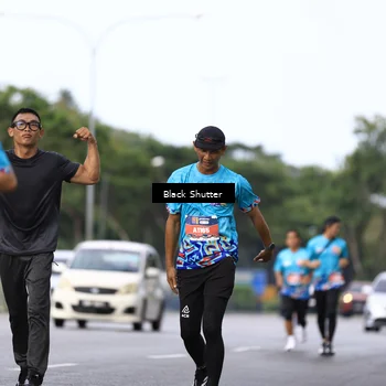 Runner Photo 7733706