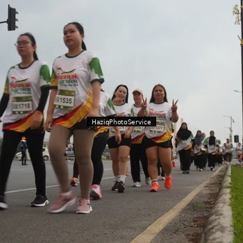 Runner Photo 7733718