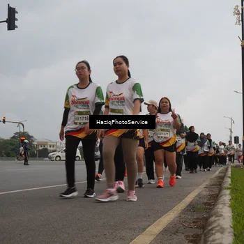 Runner Photo 7733722