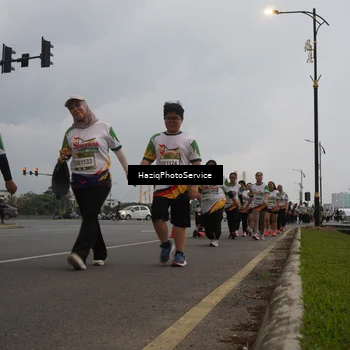 Runner Photo 7733732