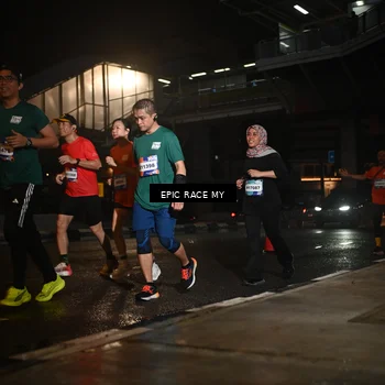 Runner Photo 7733735