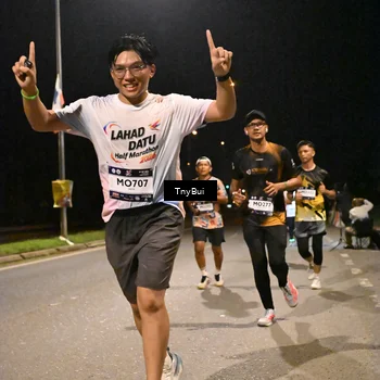 Runner Photo 7733760