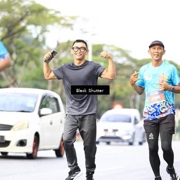 Runner Photo 7733765