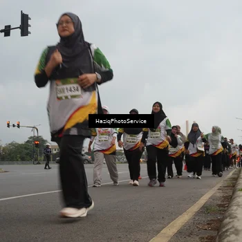 Runner Photo 7733777