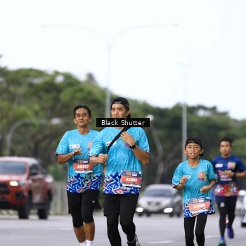 Runner Photo 7733778