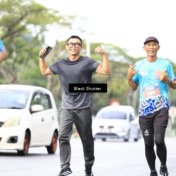 Runner Photo 7733780