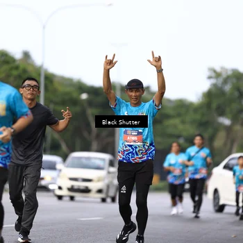 Runner Photo 7733781
