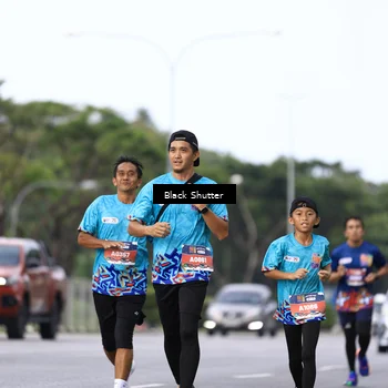 Runner Photo 7733783