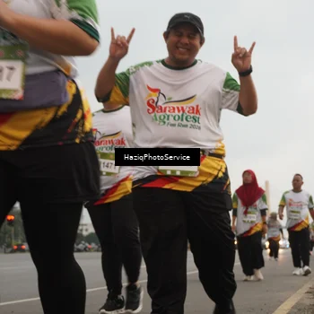 Runner Photo 7733790