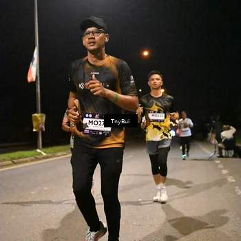 Runner Photo 7733791
