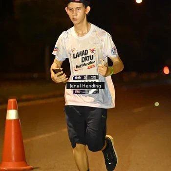 Runner Photo 7733802