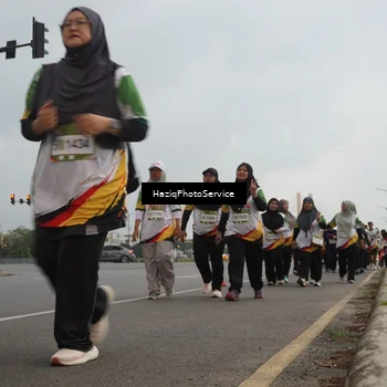 Runner Photo 7733806