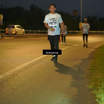Runner Photo 7733813