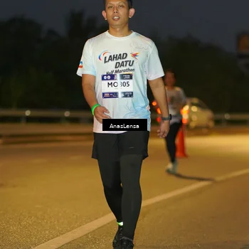 Runner Photo 7733817