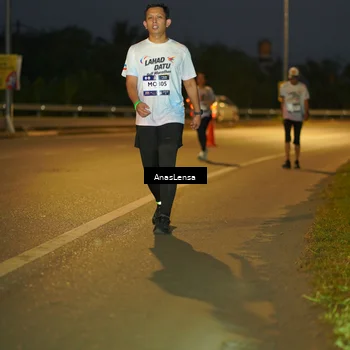 Runner Photo 7733818