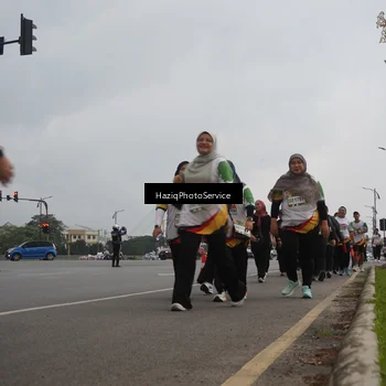 Runner Photo 7733826