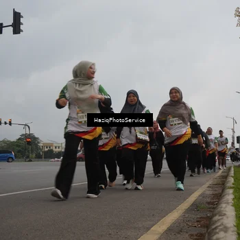 Runner Photo 7733850