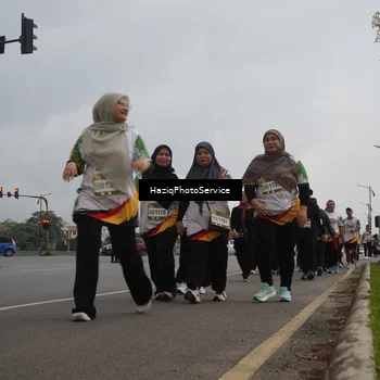 Runner Photo 7733860