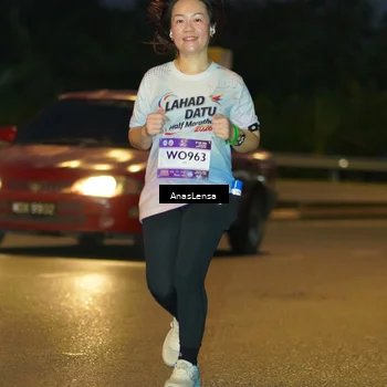 Runner Photo 7733865