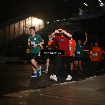 Runner Photo 7733871