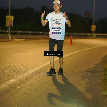 Runner Photo 7733880