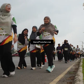 Runner Photo 7733887