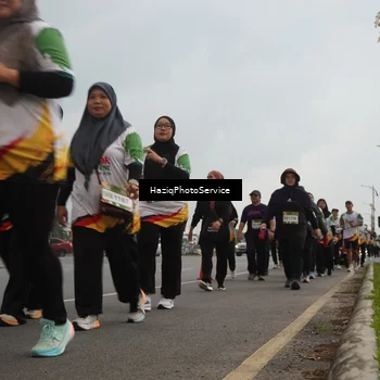 Runner Photo 7733912