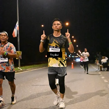 Runner Photo 7733919