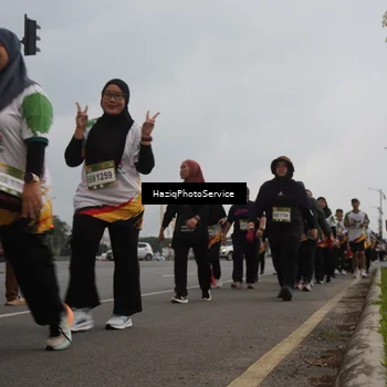 Runner Photo 7733923