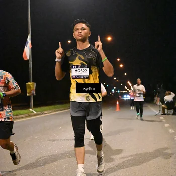 Runner Photo 7733926