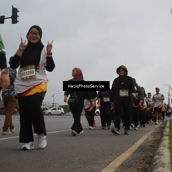Runner Photo 7733929