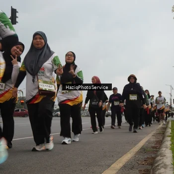 Runner Photo 7733930