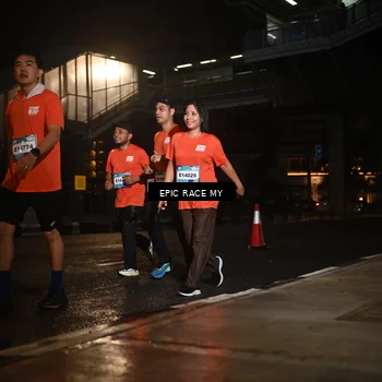 Runner Photo 7733943