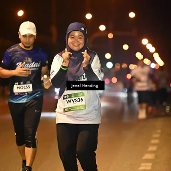 Runner Photo 7733945