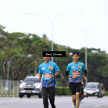 Runner Photo 7733975
