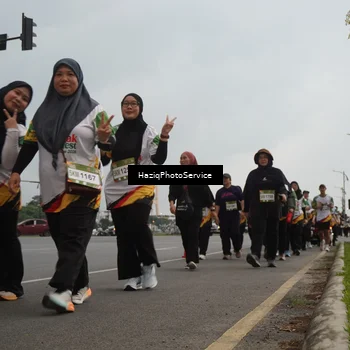 Runner Photo 7733984