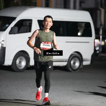 Runner Photo 7733993