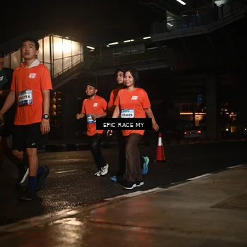 Runner Photo 7733998