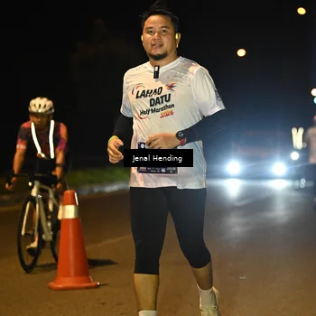 Runner Photo 7734005