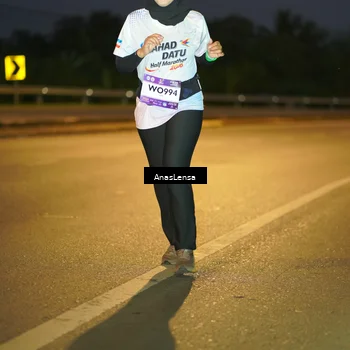 Runner Photo 7734031