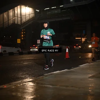 Runner Photo 7734044