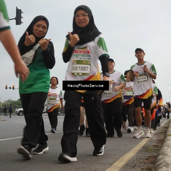 Runner Photo 7734067
