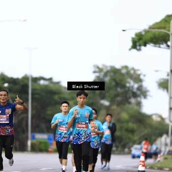 Runner Photo 7734072