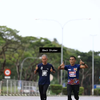 Runner Photo 7734092