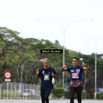 Runner Photo 7734094